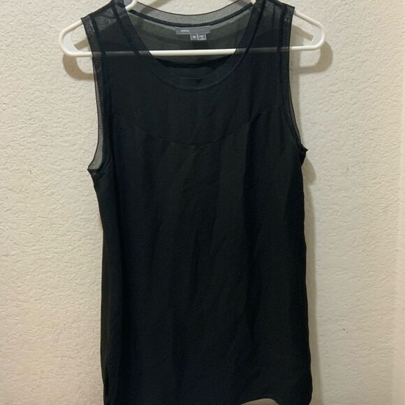 Vince black 100% silk sleeveless top size medium. - Picture 2 of 8